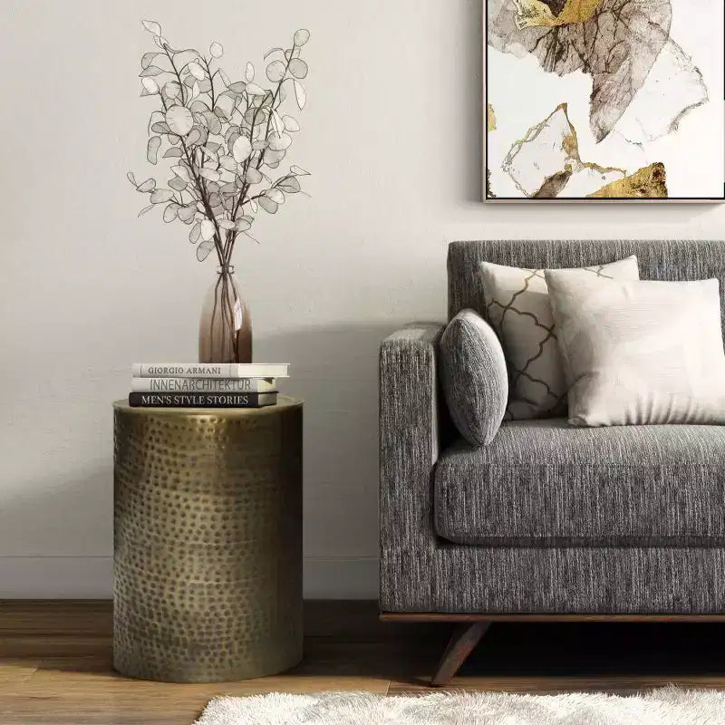 Round Gold Metal Accent Side Table – Modern Minimalist End Table, 16" Diameter